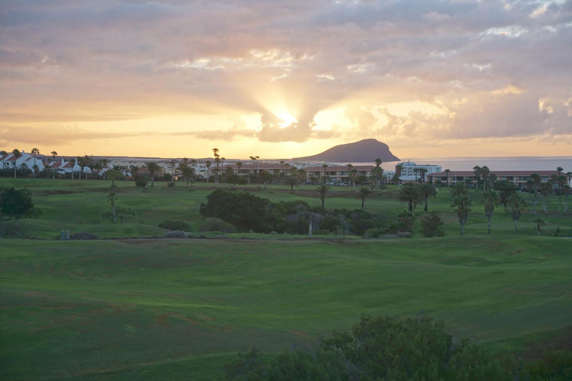 Golf Del Sur Apartment - Magnificent Panorama Of The Ocean, El Teide, And Montana Roja San Miguel de Abona Exterior foto